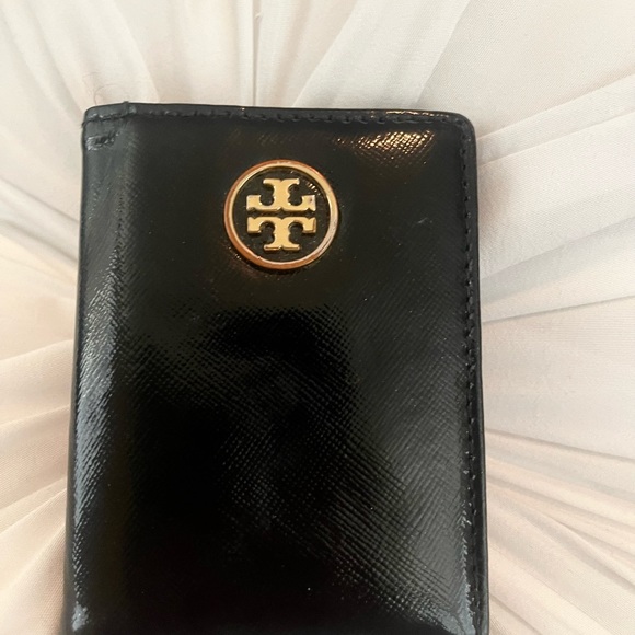 Tory Burch card holder. - Picture 3 of 3